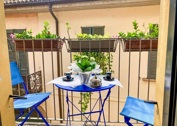 Porta 1 Apartament *